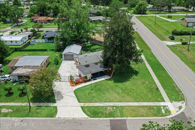 7662 CONTOUR Drive, Jacksonville, FL 32221