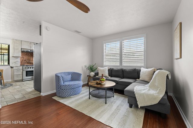 7662 CONTOUR Drive, Jacksonville, FL 32221