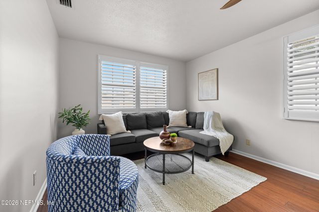 7662 CONTOUR Drive, Jacksonville, FL 32221