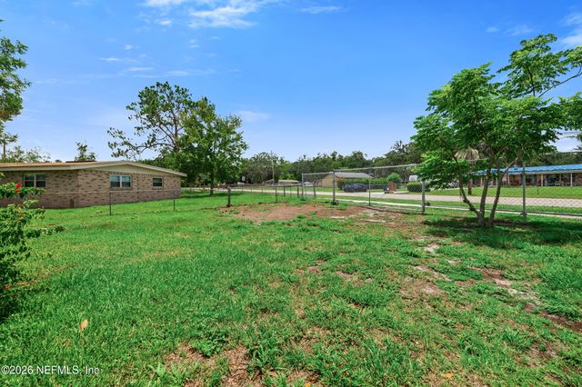 7662 CONTOUR Drive, Jacksonville, FL 32221