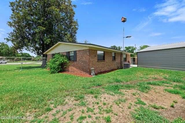 7662 CONTOUR Drive, Jacksonville, FL 32221