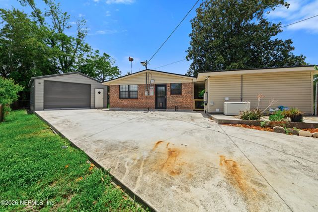7662 CONTOUR Drive, Jacksonville, FL 32221