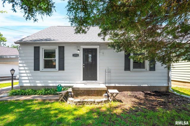 1004 SPRINGFIELD Road, East Peoria, IL 61611