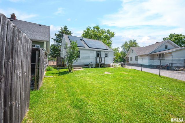 1004 SPRINGFIELD Road, East Peoria, IL 61611