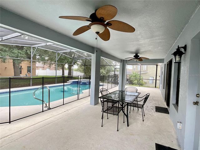 511 COVENTRY ROAD, Davenport, FL 33897