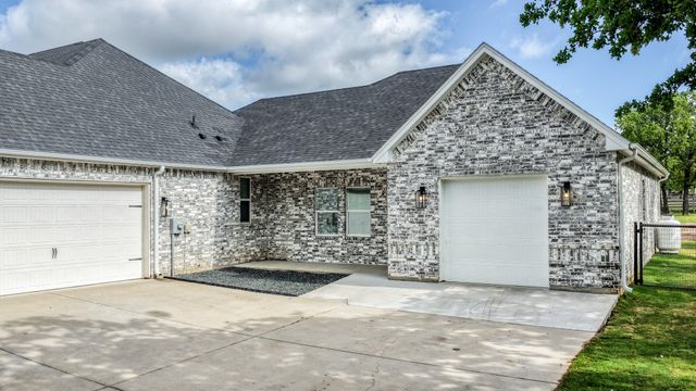 115 Post Oak Way, Weatherford, TX 76087