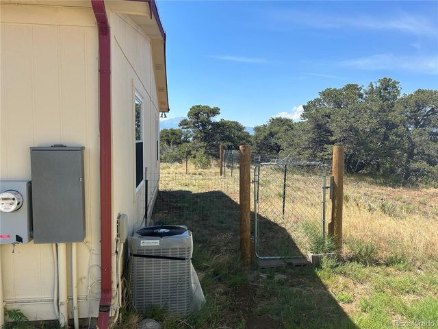 536 Seneca Cir, Walsenburg, CO 81089