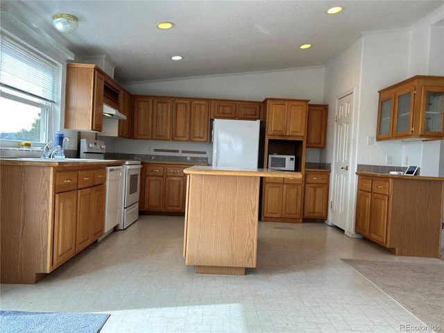 536 Seneca Cir, Walsenburg, CO 81089