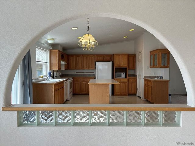 536 Seneca Cir, Walsenburg, CO 81089