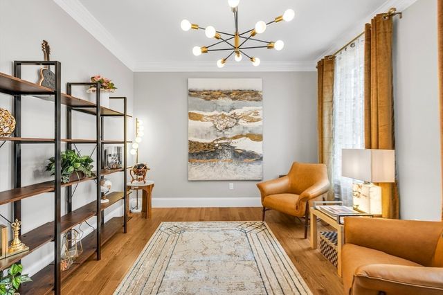 3 Oak Meadow Cir, Shrewsbury, MA 01545
