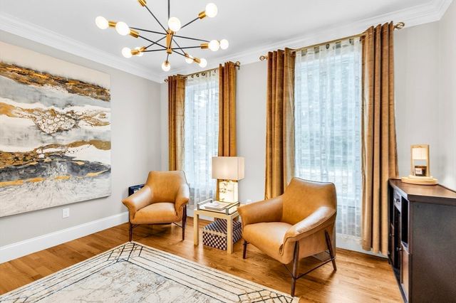 3 Oak Meadow Cir, Shrewsbury, MA 01545
