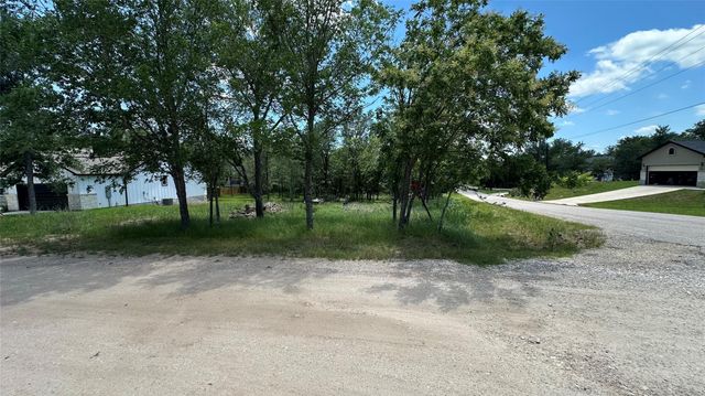 103 E Keomuku LN, Bastrop, TX 78602