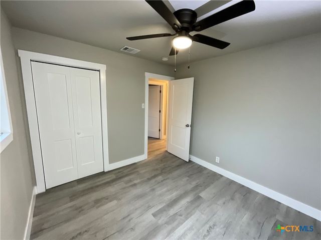 2018 Sherman Street, Seguin, TX 78155