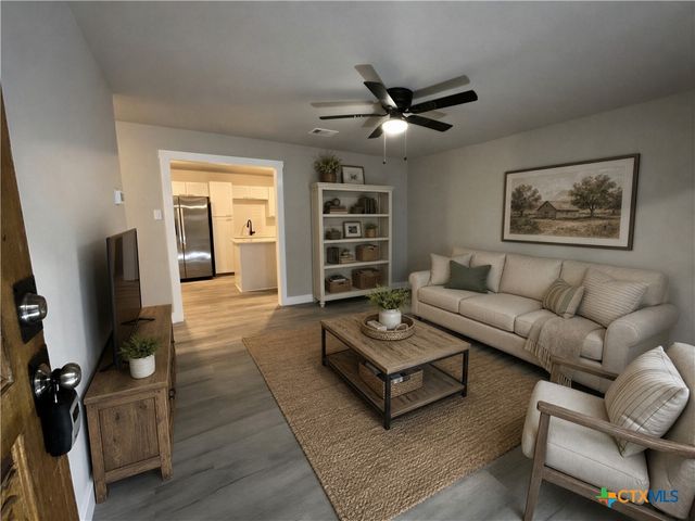 2018 Sherman Street, Seguin, TX 78155