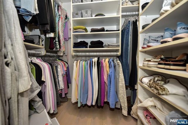 272 Belmont Place 272, Mahwah, NJ 07430