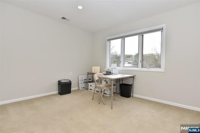 272 Belmont Place 272, Mahwah, NJ 07430