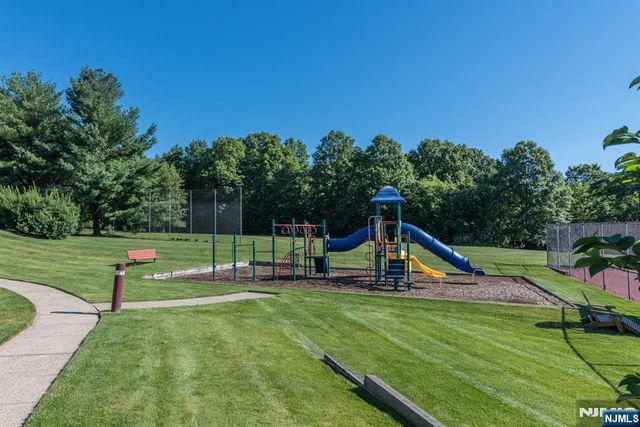 272 Belmont Place 272, Mahwah, NJ 07430