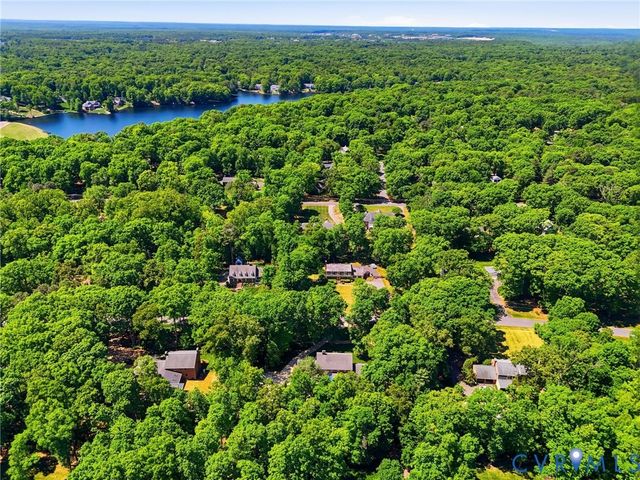 2321 Wadebridge Rd, Midlothian, VA 23113