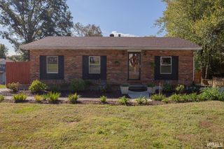 6611 Concord Drive, Newburgh, IN 47630