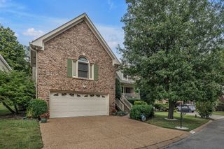 2209 S Ashford Ct, Nashville, TN 37214