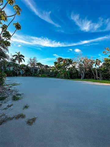 7825 SANDERLING ROAD, Sarasota, FL 34242