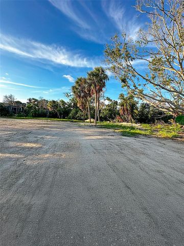 7825 SANDERLING ROAD, Sarasota, FL 34242