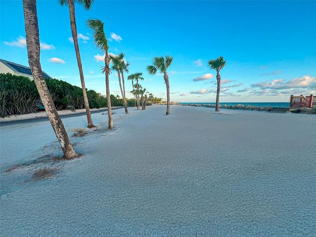 7825 SANDERLING ROAD, Sarasota, FL 34242