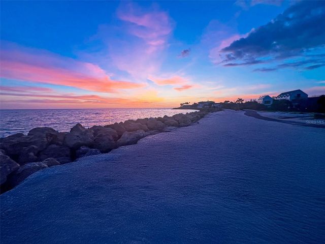 7825 SANDERLING ROAD, Sarasota, FL 34242