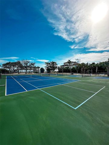 7825 SANDERLING ROAD, Sarasota, FL 34242