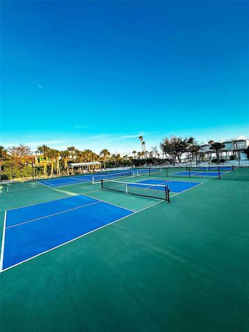 7825 SANDERLING ROAD, Sarasota, FL 34242