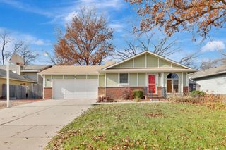 2121 N Rutgers St, Wichita, KS 67212