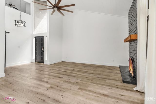 5400 Kirkside B, Bakersfield, CA 93309