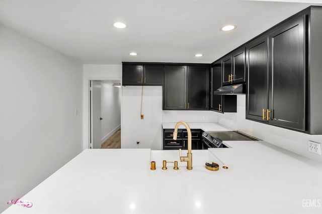 5400 Kirkside B, Bakersfield, CA 93309