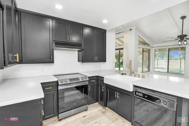 5400 Kirkside B, Bakersfield, CA 93309