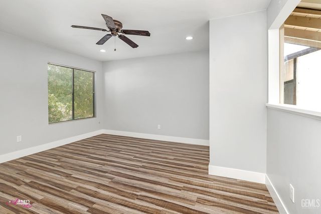 5400 Kirkside B, Bakersfield, CA 93309