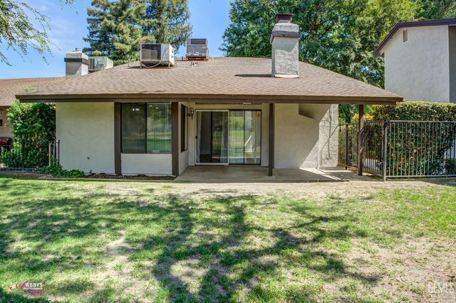 5400 Kirkside B, Bakersfield, CA 93309