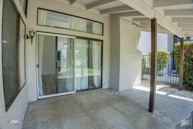 5400 Kirkside B, Bakersfield, CA 93309