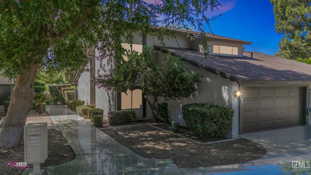 5400 Kirkside B, Bakersfield, CA 93309