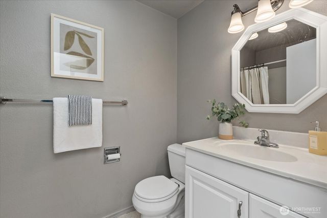 3006 89th Place SE, Mercer Island, WA 98040