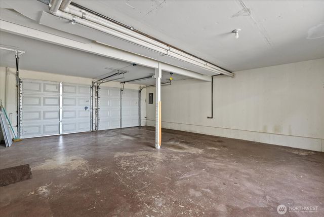 3006 89th Place SE, Mercer Island, WA 98040