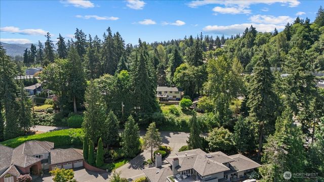 3006 89th Place SE, Mercer Island, WA 98040