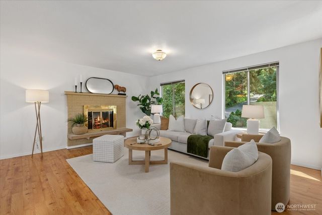 3006 89th Place SE, Mercer Island, WA 98040