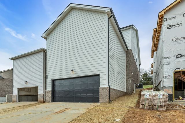 1107 Freeboard Aly, La Vergne, TN 37086