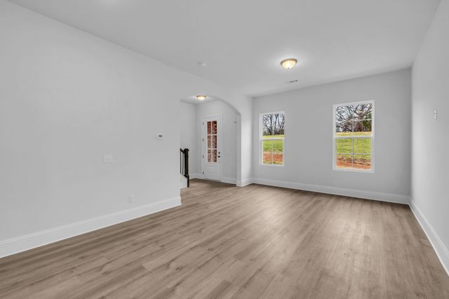 1107 Freeboard Aly, La Vergne, TN 37086