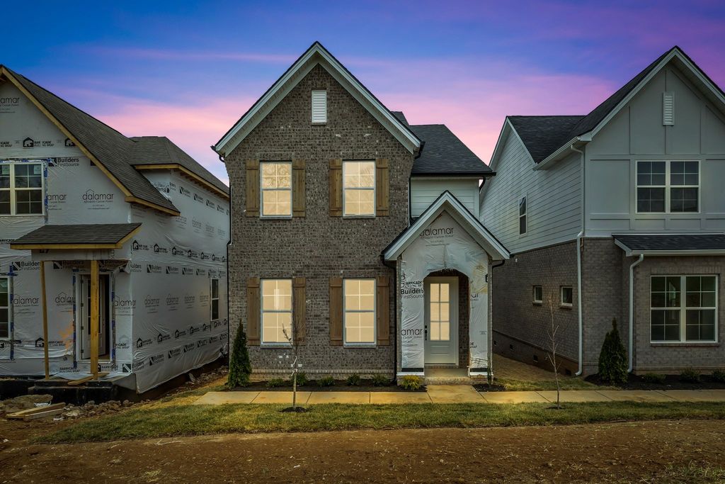 1107 Freeboard Aly, La Vergne, TN 37086