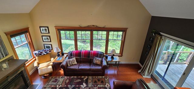 96 Hawkwood Lane, Hartford, VT 05059