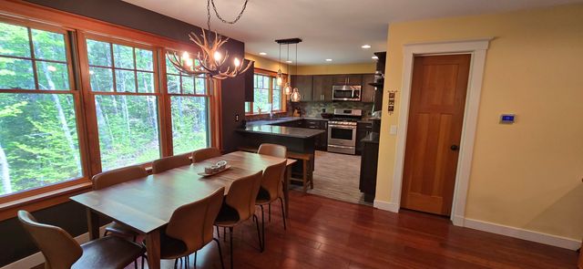 96 Hawkwood Lane, Hartford, VT 05059