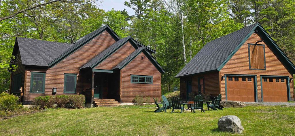 96 Hawkwood Lane, Hartford, VT 05059