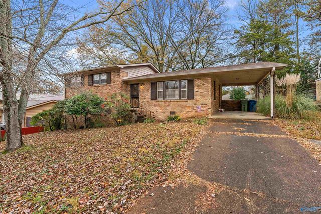 3909 W Crestview Drive NW, Huntsville, AL 35816