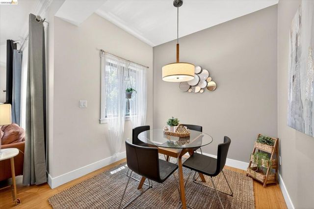 574 48th st 403, Oakland, CA 94609